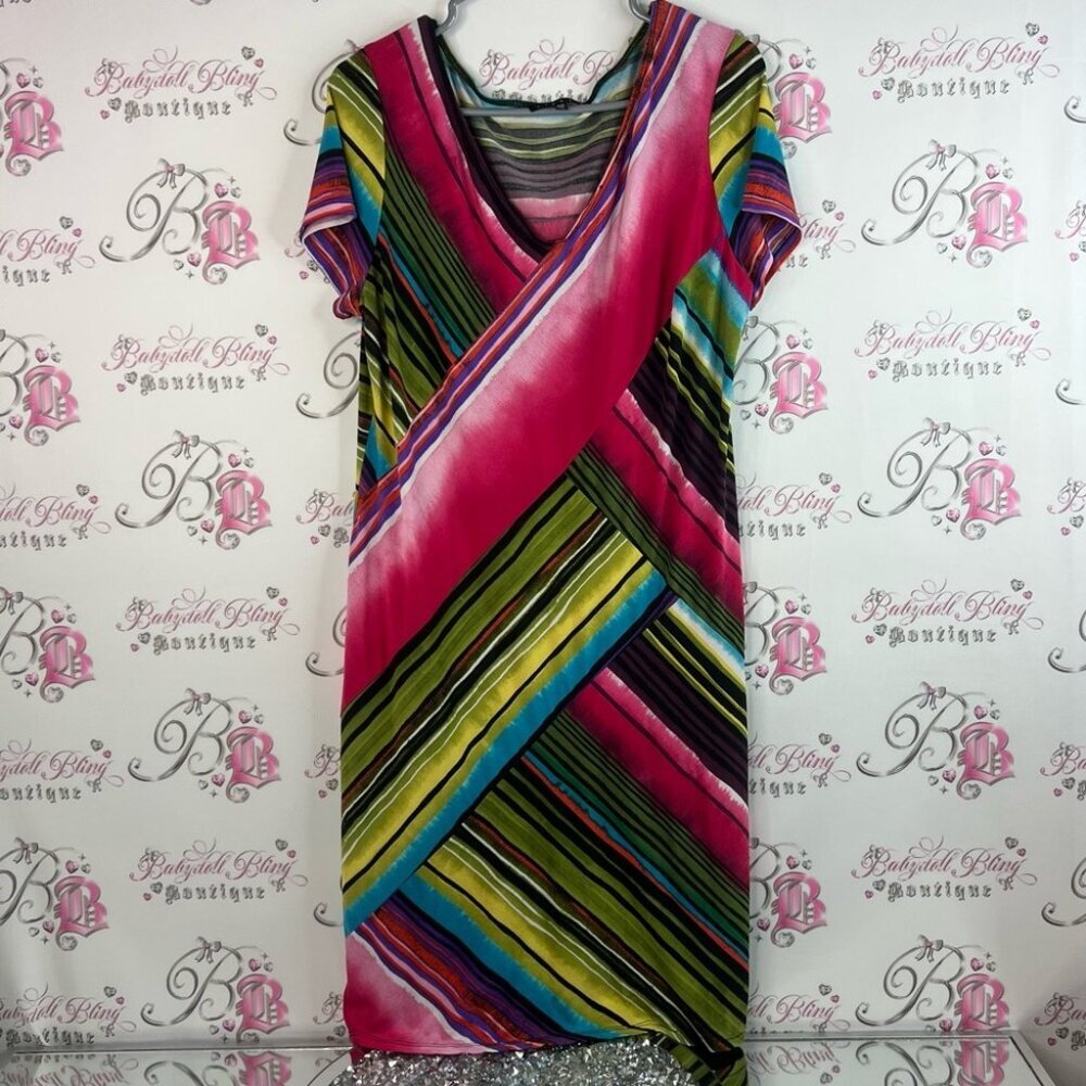 Tiana b dress rainbow 🌈 stripes tshirt style Multicolor Striped V-Neck Dress